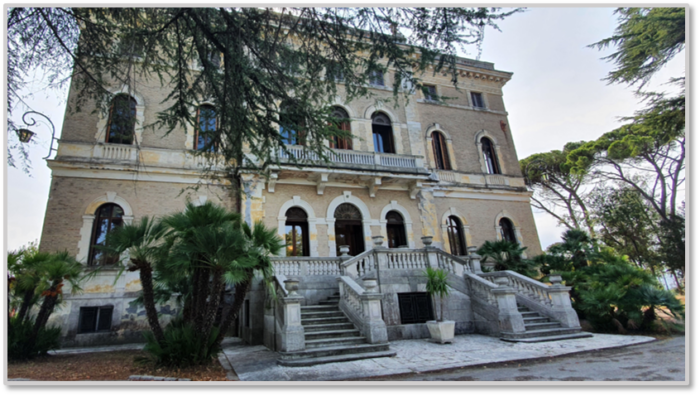 Loreto (AN) – Villa «Bonci» ed aliquote pertinenziali