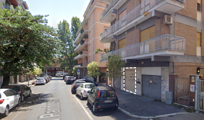 Rome – Commercial premises in via Pandosia 58/A