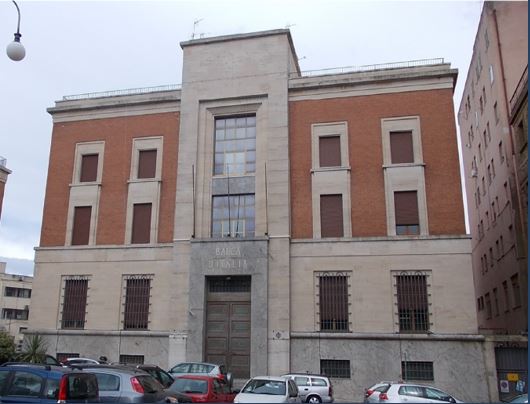 ENNA – Piazza Garibaldi, 4