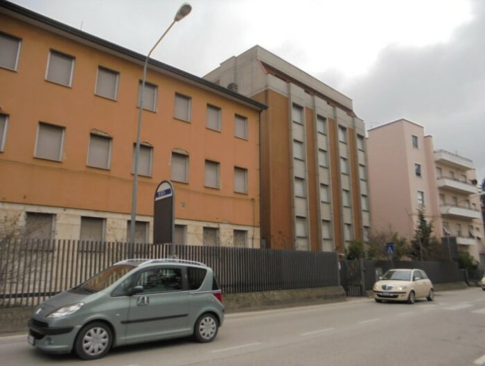Foligno (PG) – Ufficio di Viale Cesare Battisti