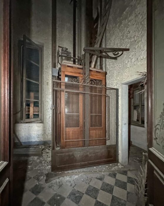 Genova (GE) – Villa Gruber
