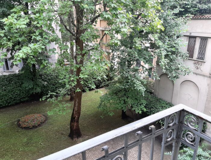 Milan (MI) – Elegant residence in the Arco della Pace neighbourhood