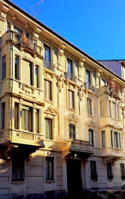 Milan (MI) – Elegant residence in the Arco della Pace neighbourhood