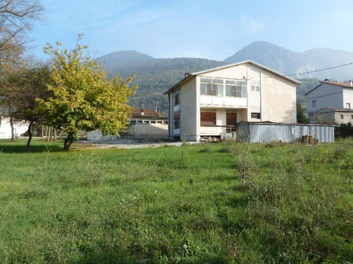 Albacina (AN) – Ex Caserma Corpo Forestale dello Stato Stazione di Albacina