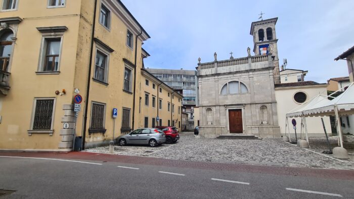 Udine (UD) – EX CASERMA “N. ROSATI” GIA’ TRIBUNALE DI UDINE
