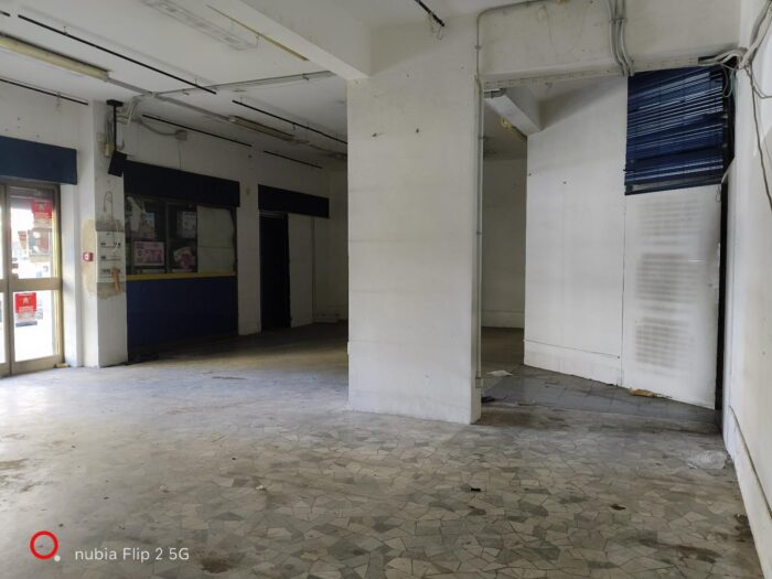 Roma (RM) – Locale commerciale sito in via Statilio Ottato nn. 32, 34, 36, 38 – via Licinio Stolone 48, 50
