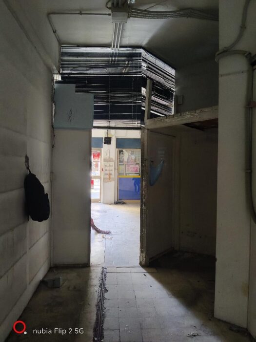 Roma (RM) – Locale commerciale sito in via Statilio Ottato nn. 32, 34, 36, 38 – via Licinio Stolone 48, 50