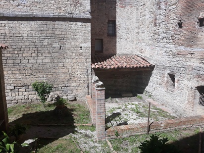 Todi (PG) – Appartamento ubicato nel centro storico