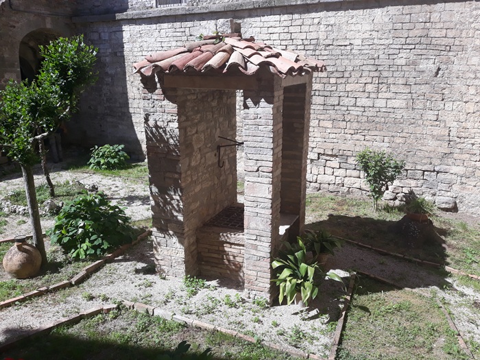 Todi (PG) – Appartamento ubicato nel centro storico
